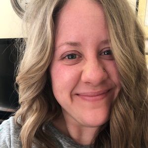 Meet your posher, Taylor!